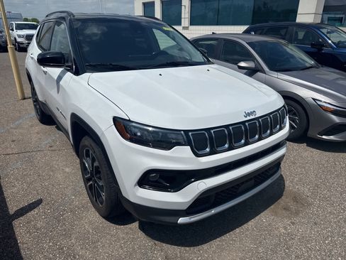 Used 2022 Jeep Compass Limited AWD/4WD image 22