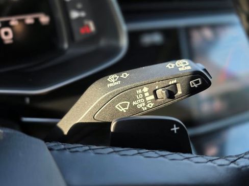 Used 2022 Audi Q7 3.0T Premium Plus image 33