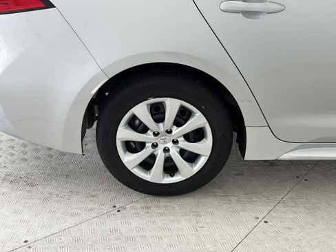 Used 2024 Toyota Corolla LE FWD image 13