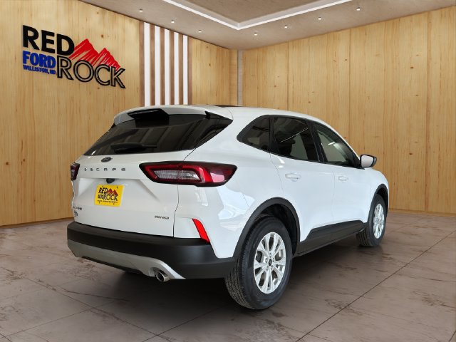 Used 2025 Ford Escape Active AWD/4WD image 6