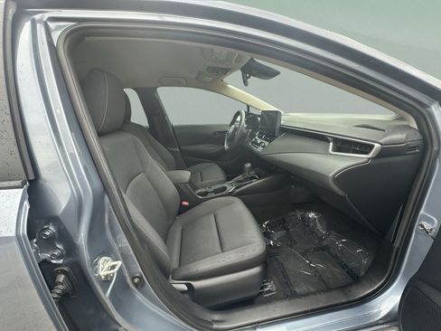Used 2024 Toyota Corolla LE FWD image 35