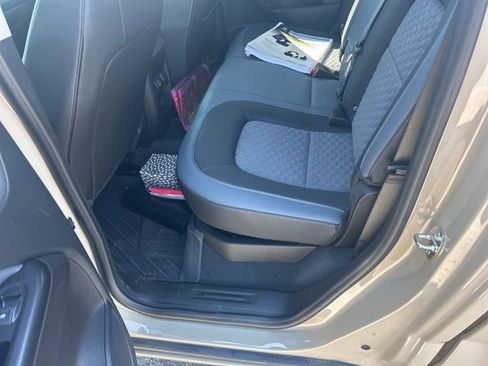 Used 2022 Chevrolet Colorado Z71 image 5