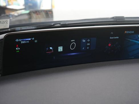 Used 2025 Lincoln Navigator Reserve AWD/4WD image 29