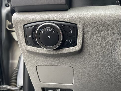 Used 2020 Ford F350 XLT AWD/4WD image 29