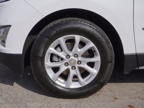 Used 2021 Chevrolet Equinox LT image 10