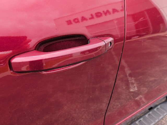 Used 2017 Chevrolet Silverado 1500 LT w/ All Star Edition AWD/4WD image 15