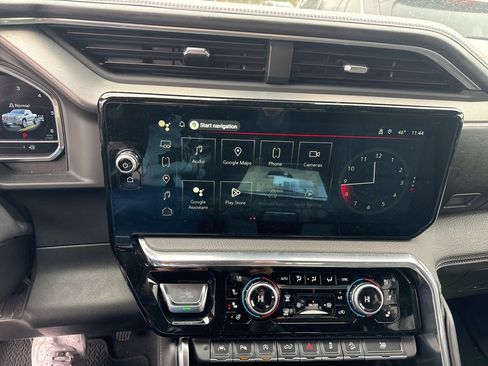 Used 2024 GMC Sierra 1500 Denali image 25