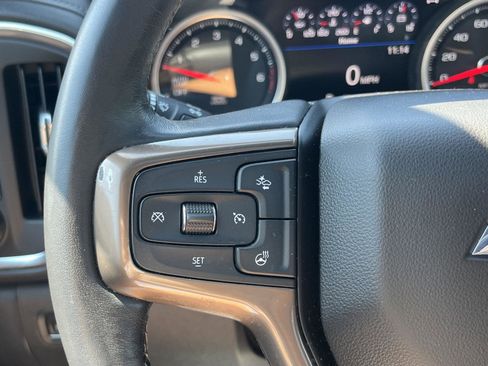 Used 2018 Chevrolet Colorado ZR2 w/ LPO, Premium Interior Package AWD/4WD image 12