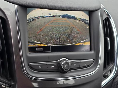Used 2019 Chevrolet Cruze LT FWD image 5