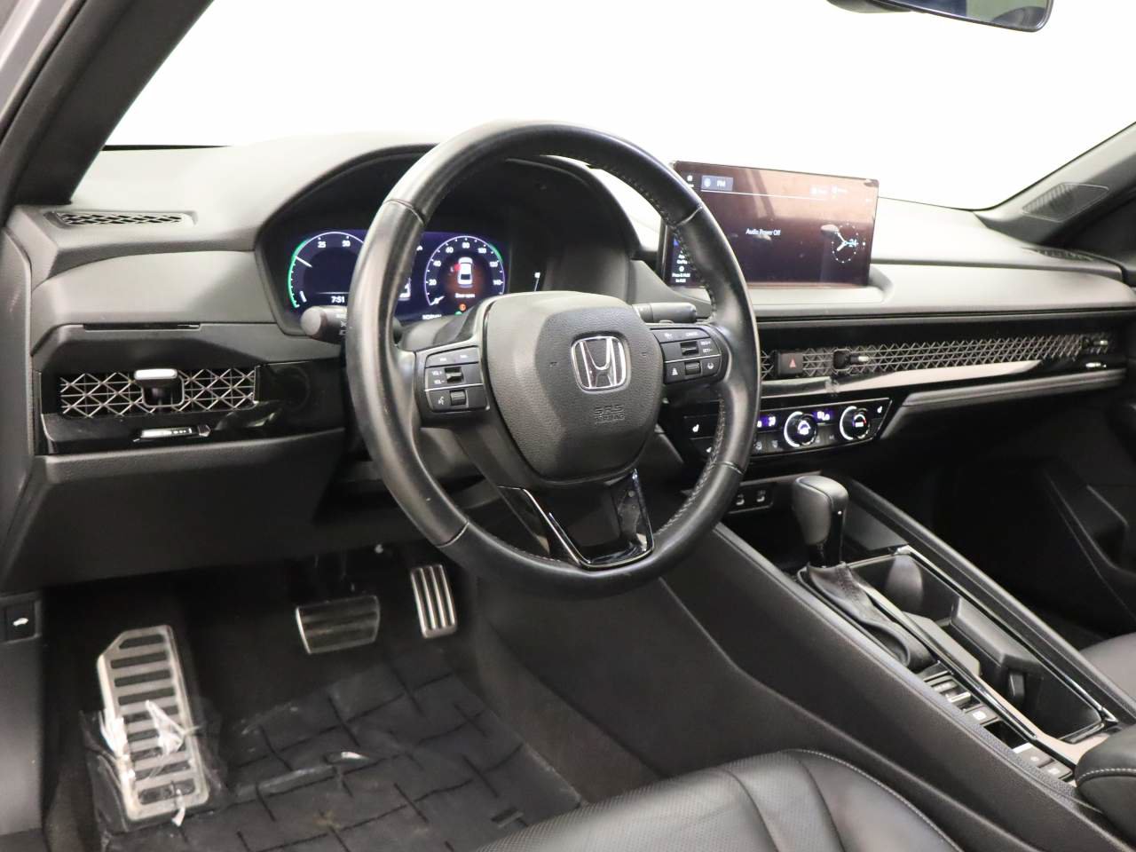 Used 2024 Honda Accord Sport image 14