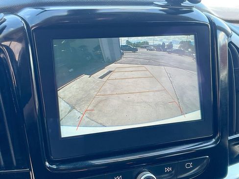 Used 2019 Chevrolet Traverse LT AWD/4WD image 13