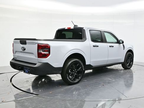 New 2025 Ford Maverick XLT w/ Equipment Group 301A AWD/4WD image 5