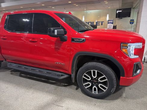 Used 2021 GMC Sierra 1500 AT4 w/ AT4 Premium Package image 6