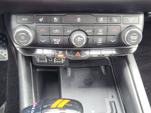 Used 2021 Dodge Durango R/T w/ Blacktop Package AWD/4WD image 21