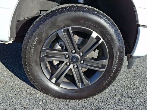 Certified 2022 Ford F150 XLT w/ Equipment Group 302A High image 8