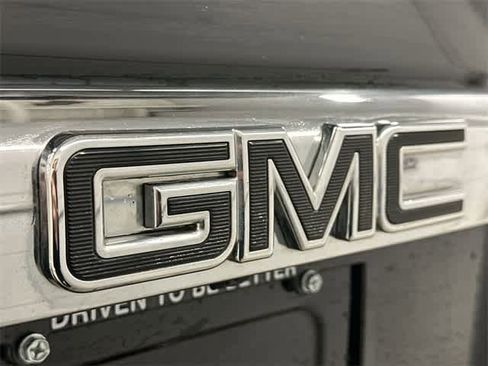 Used 2020 GMC Yukon Denali w/ Open Road Package image 32