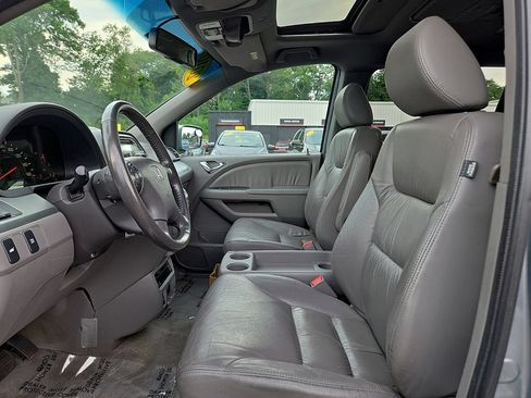 Used 2010 Honda Odyssey EX-L image 16