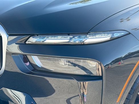 New 2026 BMW ALPINA XB7 AWD/4WD image 9