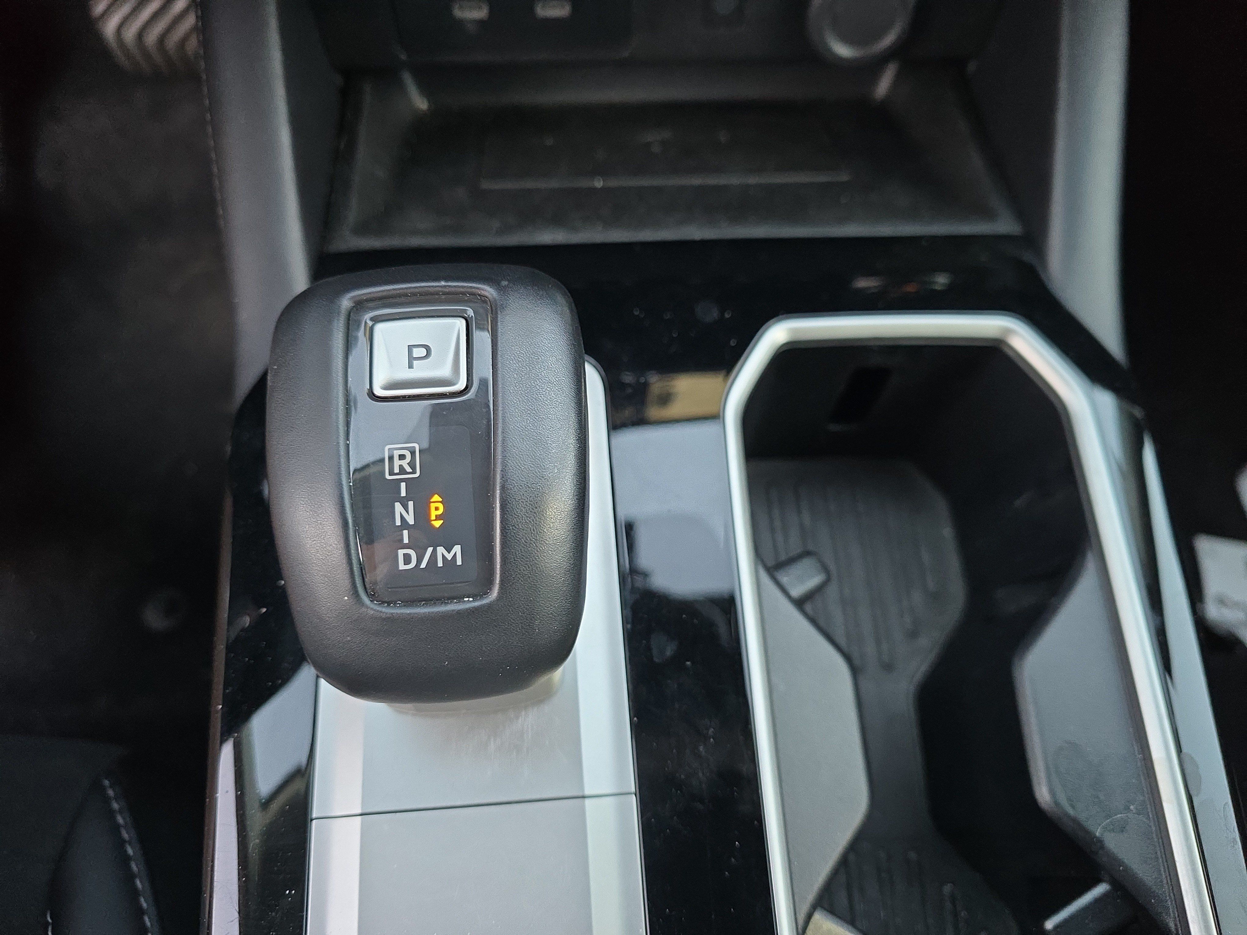 Used 2025 Mitsubishi Outlander SE AWD/4WD image 34