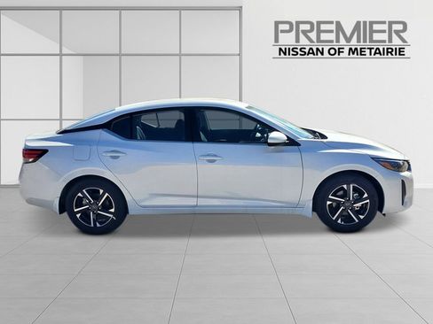 New 2025 Nissan Sentra SV w/ Trunk Package image 7