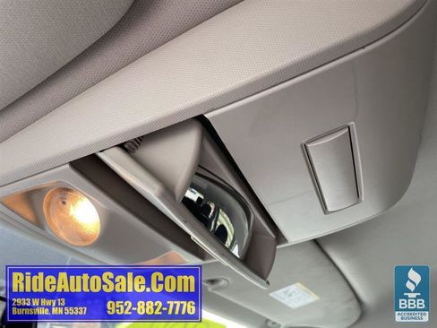 Used 2011 Dodge Grand Caravan Express FWD image 35