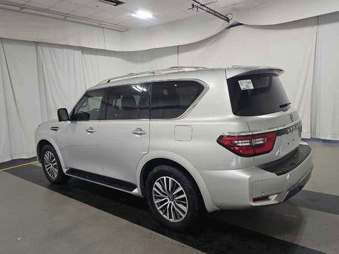 Used 2024 Nissan Armada SL w/ Captain's Chairs Package image 6