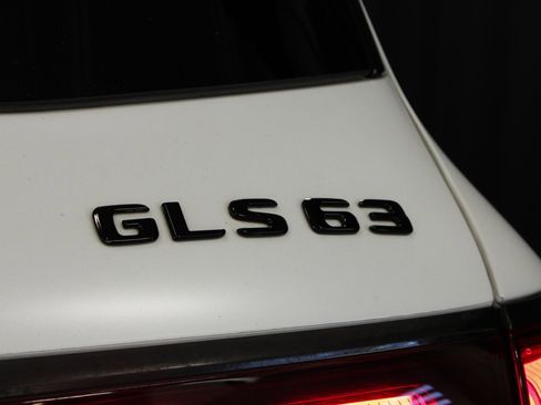 Used 2024 Mercedes-Benz GLS 63 AMG 4MATIC image 29