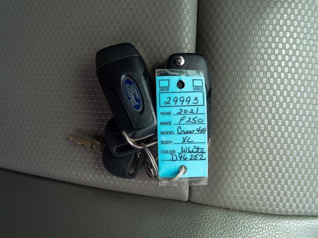 Used 2021 Ford F250 XL w/ Power Equipment Group AWD/4WD image 30