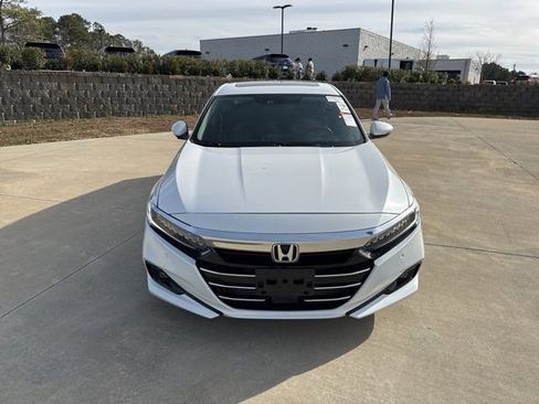 Used 2021 Honda Accord Touring image 7