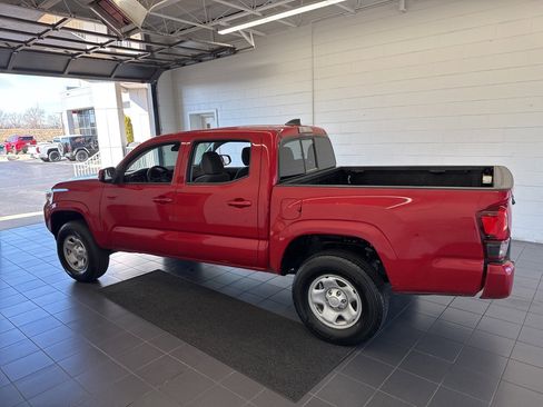 Certified 2023 Toyota Tacoma SR image 5