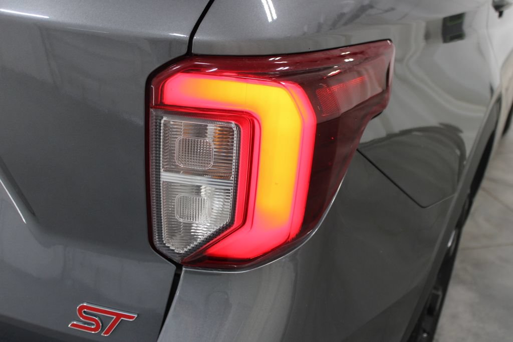 Used 2021 Ford Explorer ST w/ Equipment Group 401A AWD/4WD image 29