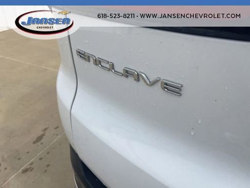 Used 2025 Buick Enclave Preferred FWD image 7
