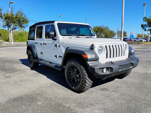 Used 2023 Jeep Wrangler Sport S image 1