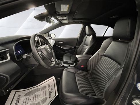 Used 2024 Toyota Corolla XSE FWD image 7