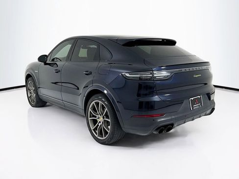 Certified 2023 Porsche Cayenne Platinum Edition AWD/4WD image 3