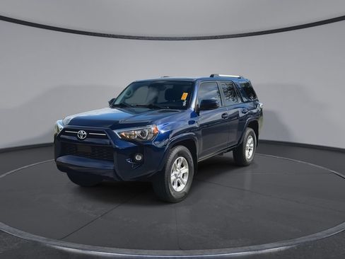 Used 2024 Toyota 4Runner SR5 RWD image 4