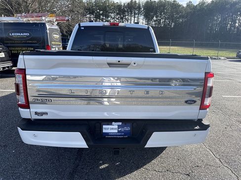 Used 2022 Ford F150 Limited image 6