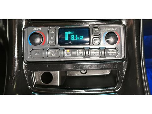 Used 1998 Chevrolet Corvette Coupe w/ Memory Pkg RWD image 23