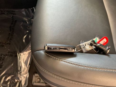 Used 2025 MAZDA CX-30 AWD 2.5 S w/ Select Sport Pkg image 18