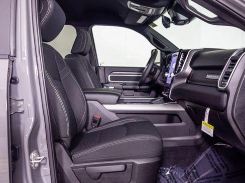 New 2026 RAM 2500 Big Horn AWD/4WD image 40