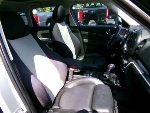 Used 2019 MINI Cooper Countryman S image 13