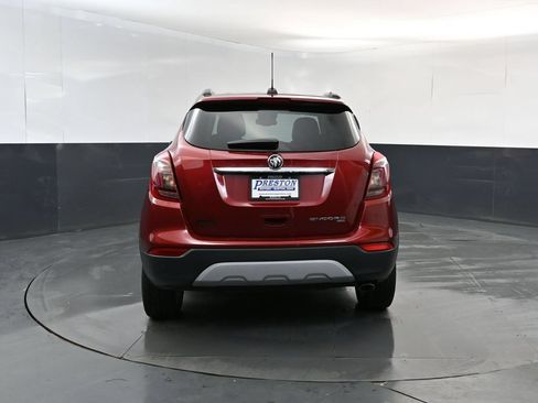 Used 2021 Buick Encore Preferred AWD/4WD image 4