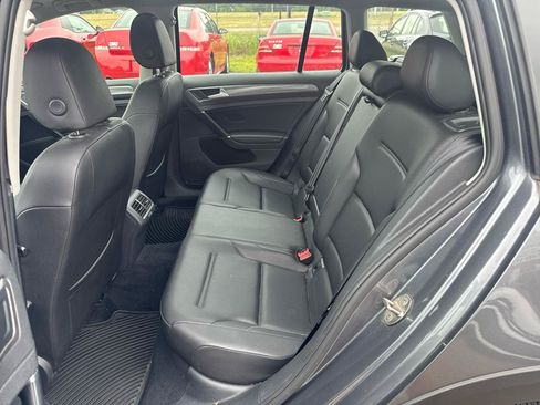 Used 2018 Volkswagen Golf Alltrack SEL AWD/4WD image 11