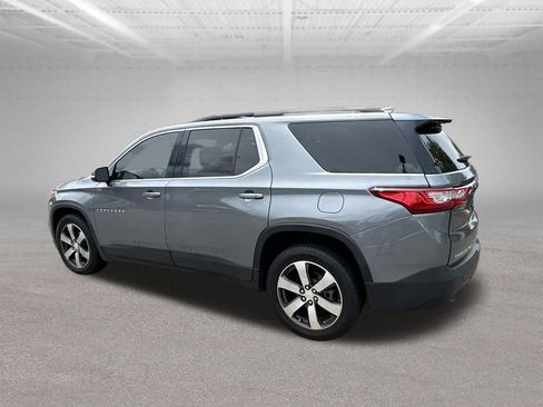 Used 2019 Chevrolet Traverse LT w/ LT Premium Package AWD/4WD image 2