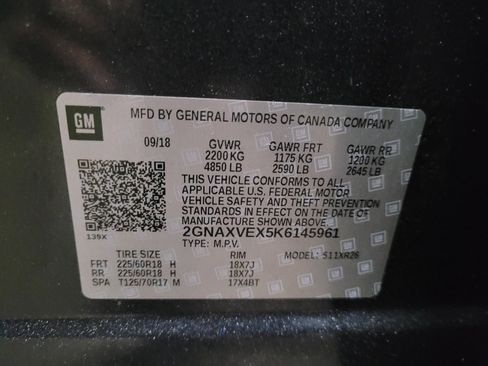 Used 2019 Chevrolet Equinox LT w/ Sun & Navigation Package AWD/4WD image 33