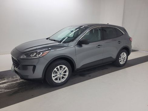 Used 2022 Ford Escape SE FWD image 2