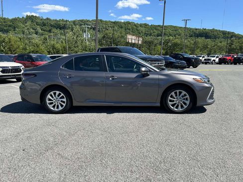Used 2024 Toyota Camry LE w/ Convenience Package FWD image 2