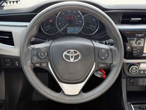 Used 2016 Toyota Corolla LE image 15