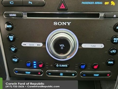 Used 2018 Ford Explorer Limited image 19