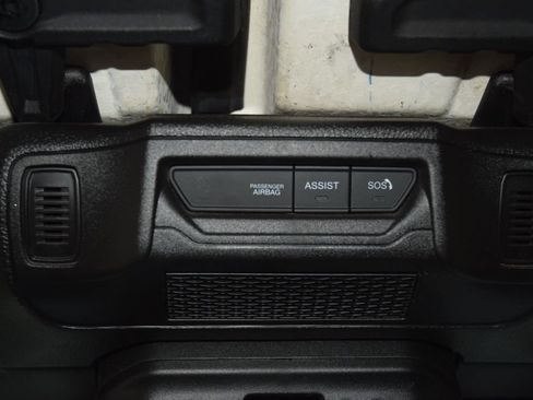 Used 2024 Jeep Wrangler Rubicon w/ Convenience Group AWD/4WD image 45